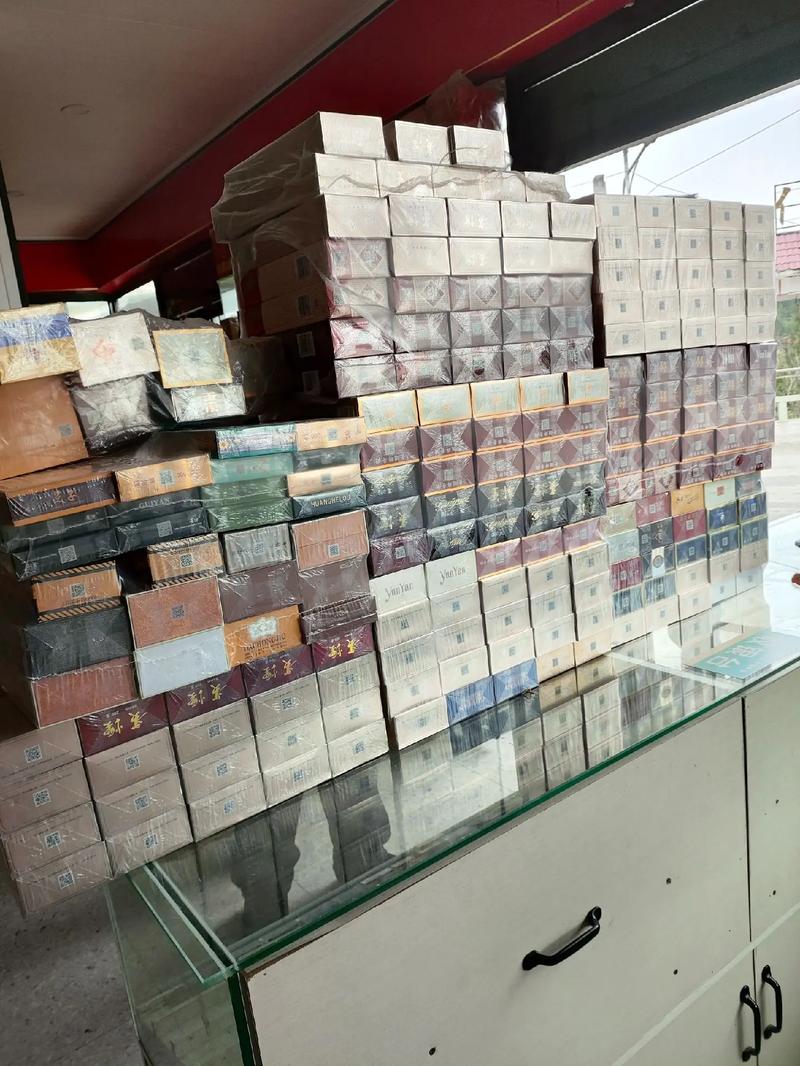 香烟批发和零售是烟草行业中的重要环节以下是一些关于香烟批发和零售的基本信息